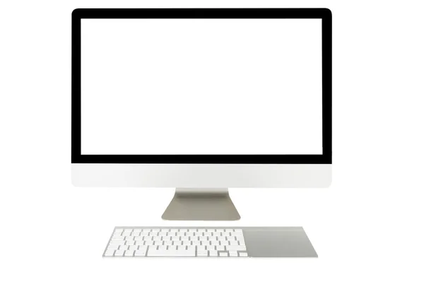 Οθόνη του υπολογιστή με την κενή οθόνη και ασύρματο πληκτρολόγιο — Φωτογραφία Αρχείου