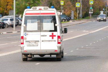 Moskova, Rusya - 1 Ekim 2015:Ambulance
