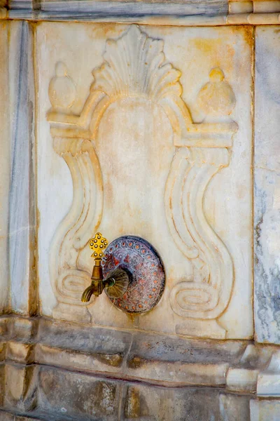 Hof Der Jazzar Moschee Akko Gibt Einen Brunnen Mit Frischwasser — Stockfoto