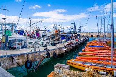 Tel Aviv, İsrail - 04 Mart 2021: Eski Jaffa limanının manzarası
