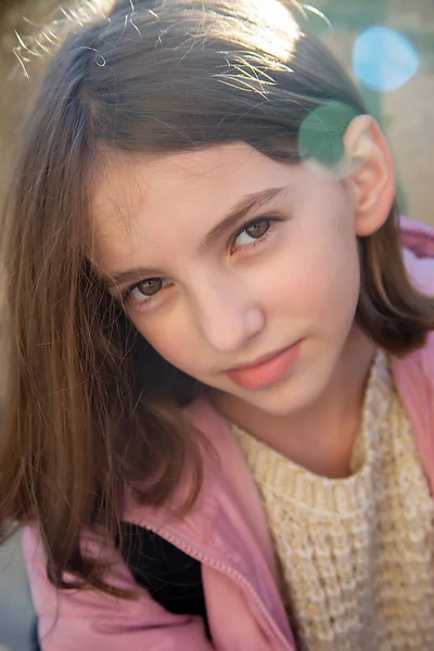 Portrait Beautiful Natural Teenage Girl Sunny Day — Stock Photo, Image