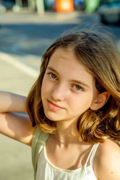 Potrait Beautiful Emotional Natural Cute Teenager Girl Sunny Day — Stock Photo, Image