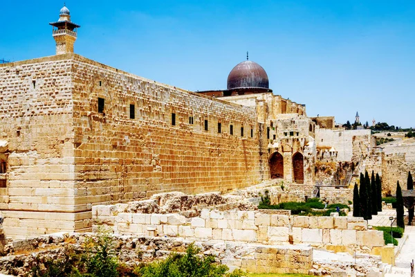 アクサ モスクとダビッドソン センターのドーム エルサレム旧市街のエルサレム考古学公園 イスラエル — ストック写真