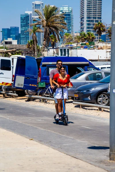Tel Aviv Israel June 2021 Happy Couple Young Woman Man — Stock Photo, Image