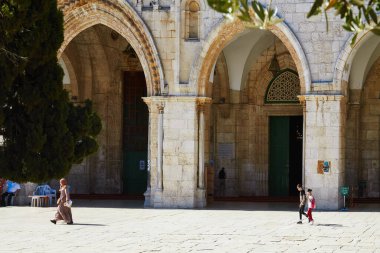 Kudüs, İsrail - 04 Temmuz 2021: El Aksa Camii ve El Kas abdest, Tapınak Dağı, eski şehir, Kudüs.