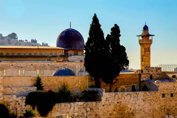 ミナレットとアル アクサ モスク テンプルマウント イスラエルのエルサレムの旧市街は — ストック写真