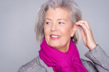  gülümseyen kadın kıdemli