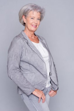  gülümseyen kadın kıdemli