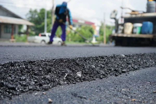 Het Beeld Vervaagt Bij Aanleg Van Verharde Wegen Door Zware — Stockfoto