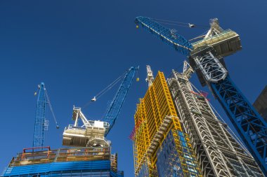 bouw kranenİnşaat vinçleri