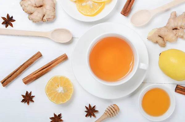 Ginger with lemonand herbal tea — Stock Photo, Image