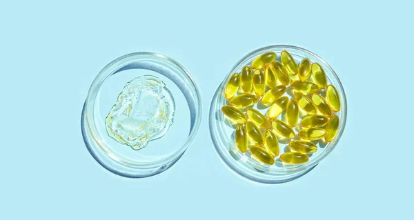 Omega3 gel capsule. Yellow vitamin. Health product. — Stock Photo, Image