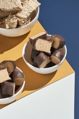 Halva konsepti. Türkçe yemek trendi. Güzel fırın. Kurabiye. Tatlı nefis.