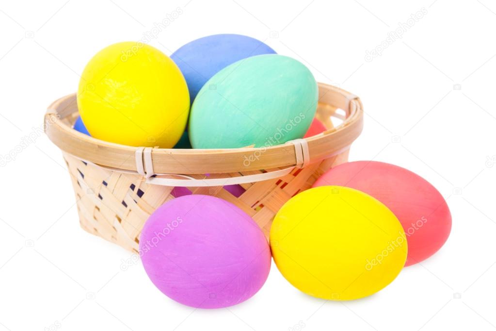 Basket with Easter eggs