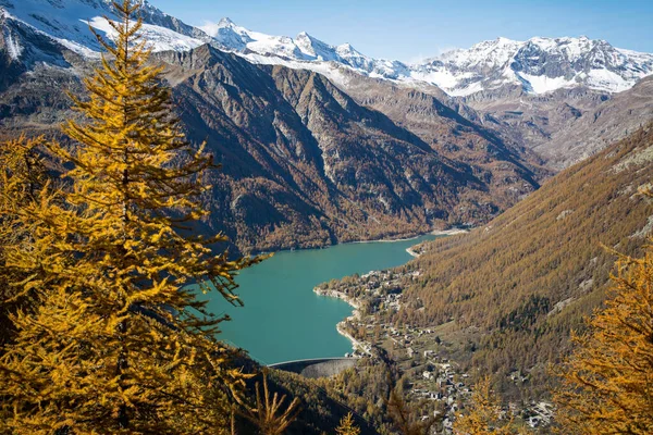 Сценічний Осінній Краєвид Альпійським Озером Національний Парк Гран Парадісо Італія — стокове фото