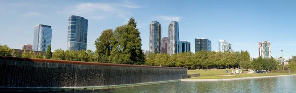 Panoramic view of Bellevue Downtown park — Stock Photo, Image