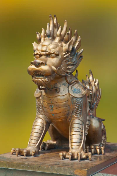 Créature Mythique Kylin Oilins Symbole Puissance Chine Gardant Entrée Bâtiment — Photo