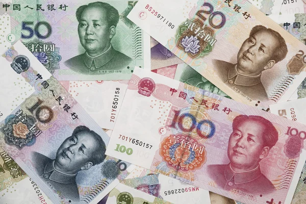 Colagem de fundo de notas de banco chinês Rmb ou Yuan com o presidente Mao na frente de cada projeto de lei — Fotografia de Stock