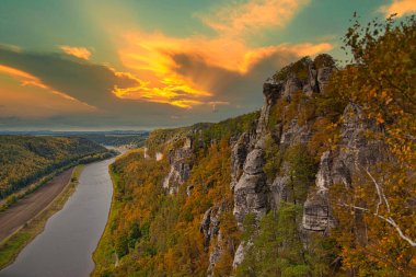 Sakson İsviçre, Almanya 'da eşsiz bir doğa harikasıdır.