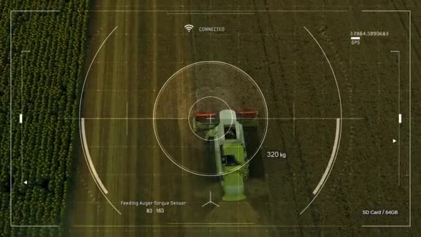 智能农业 具有智能农业应用的农业用地 精准高效耕作的联合收割机传感器 空中无人机对小麦收获的看法 — 图库视频影像