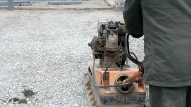 Titreşimli makine sıkıştırma çakıl ve toprak