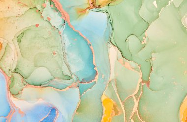 Alkol mürekkebi renkleri saydam. Soyut çok renkli mermer desen arkaplanı. Tasarım kağıdı, duvar kağıdı. Akrilik boyaları karıştırıyorum. Modern akışkan sanat. Alkol Mürekkebi Deseni