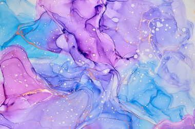 Alkol mürekkebi tekniğinde doğal lüks, soyut, akışkan sanat resimleri. Şefkatli ve rüya gibi duvar kağıtları. Renklerin karışımı şeffaf dalgalar ve altın girdaplar yaratır. Posterler ve diğer basılı materyaller için.