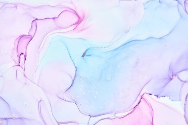 Alkol mürekkebi tekniğinde doğal lüks, soyut, akışkan sanat resimleri. Şefkatli ve rüya gibi duvar kağıtları. Renklerin karışımı şeffaf dalgalar ve altın girdaplar yaratır. Posterler ve diğer basılı materyaller için.