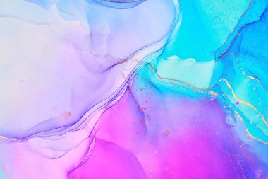 Alkol mürekkebi tekniğinde doğal lüks, soyut, akışkan sanat resimleri. Şefkatli ve rüya gibi duvar kağıtları. Renklerin karışımı şeffaf dalgalar ve altın girdaplar yaratır. Posterler ve diğer basılı materyaller için