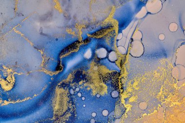 Alkol mürekkebi tekniğinde doğal lüks, soyut, akışkan sanat resimleri. Şefkatli ve rüya gibi duvar kağıtları. Renklerin karışımı şeffaf dalgalar ve altın girdaplar yaratır. Posterler ve diğer basılı materyaller için