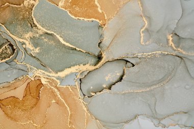 Alkol mürekkebi tekniğinde doğal lüks, soyut, akışkan sanat resimleri. Şefkatli ve rüya gibi duvar kağıtları. Renklerin karışımı şeffaf dalgalar ve altın girdaplar yaratır. Posterler ve diğer basılı materyaller için