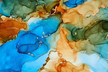 Şeffaf renk akımları, yılan gibi kıvrılan metalik girdaplar ve köpüklü renk spreyleri bu serbest akan dokuların manzarasını şekillendirir. Alkol mürekkebi tekniğindeki doğal lüks, akışkan sanat resimleri.