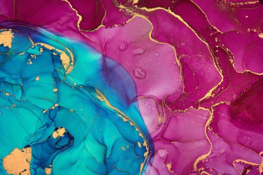 Şeffaf renk akımları, yılan gibi kıvrılan metalik girdaplar ve köpüklü renk spreyleri bu serbest akan dokuların manzarasını şekillendirir. Alkol mürekkebi tekniğindeki doğal lüks, akışkan sanat resimleri.