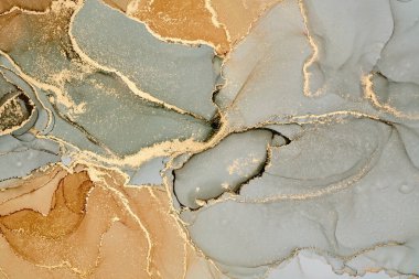 Alkol mürekkebi tekniğinde doğal lüks, soyut, akışkan sanat resimleri. Şefkatli ve rüya gibi duvar kağıtları. Renklerin karışımı şeffaf dalgalar ve altın girdaplar yaratır. Posterler ve diğer basılı materyaller için