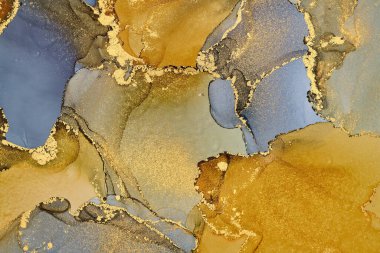 Şeffaf renk akımları, yılan gibi kıvrılan metalik girdaplar ve köpüklü renk spreyleri bu serbest akan dokuların manzarasını şekillendirir. Alkol mürekkebi tekniğindeki doğal lüks, akışkan sanat resimleri.