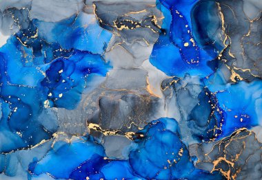 Şeffaf renk akımları, yılan gibi kıvrılan metalik girdaplar ve köpüklü renk spreyleri bu serbest akan dokuların manzarasını şekillendirir. Alkol mürekkebi tekniğindeki doğal lüks, akışkan sanat resimleri.