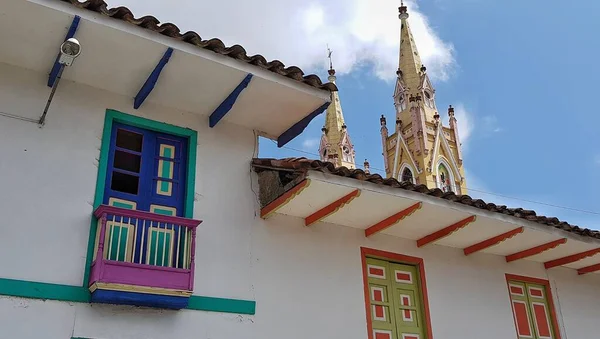 Detalles Hermosos Colores Facades Casa Una Ciudad Colombiana — Foto de Stock