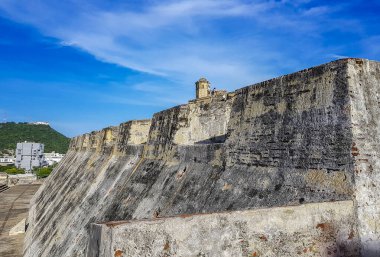ARTAJİNA KOLOMBIAWALLED ŞEHRİ VE TRADİTİM, DÜNYA HİKAYESİ BİLİYOR
