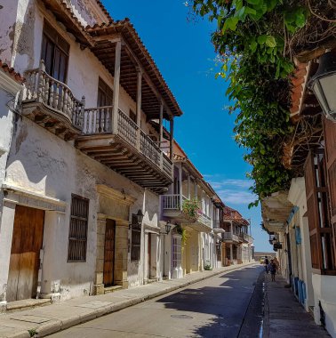 ARTAJİNA KOLOMBIAWALLED ŞEHRİ VE TRADİTİM, DÜNYA HİKAYESİ BİLİYOR