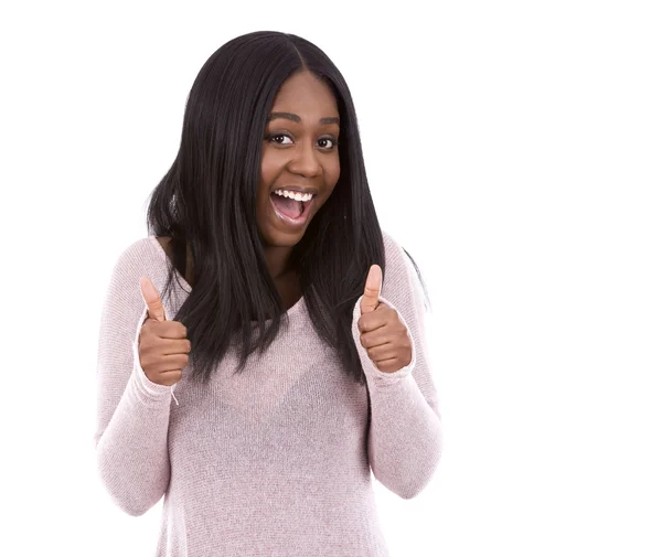 Lässige schwarze Frau gibt Daumen nach oben — Stockfoto