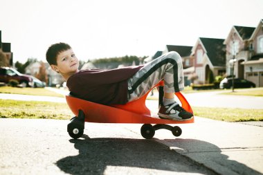 Çocuk sürme scooter