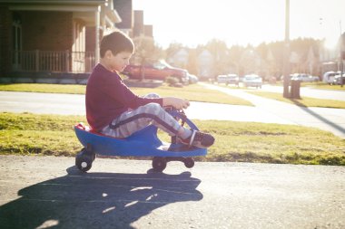 Çocuk sürme scooter