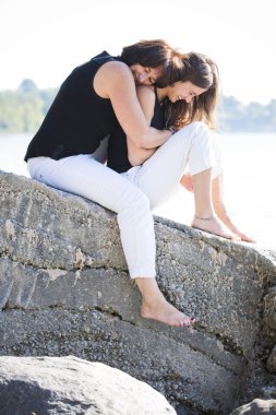 Anne ve kız açık havada