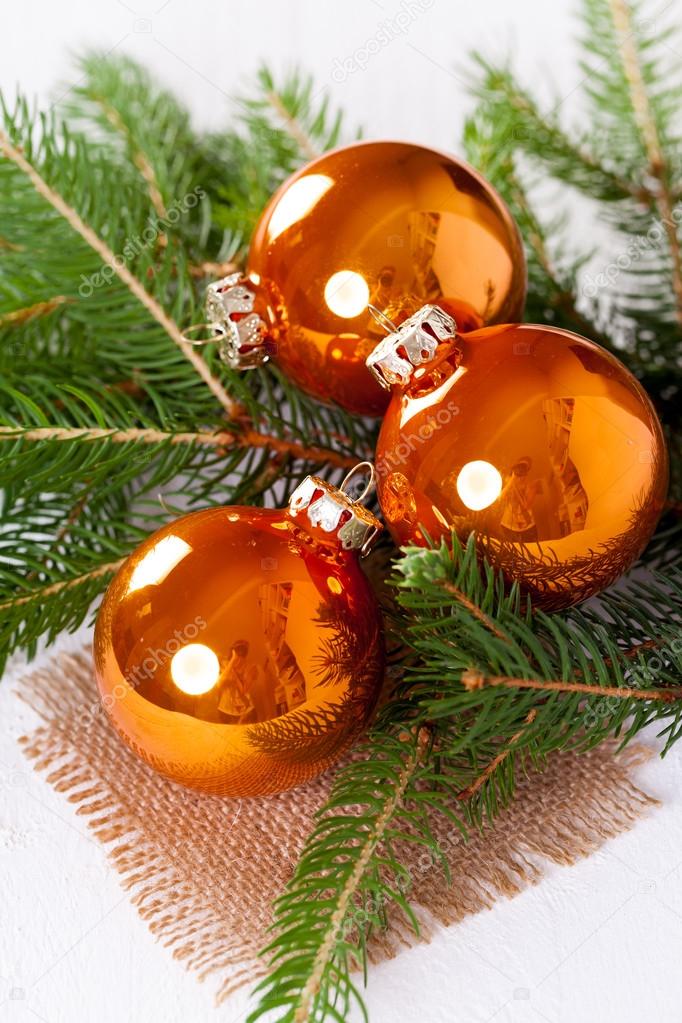 Boules De Noël De Couleur Cuivre Brillant Brillant