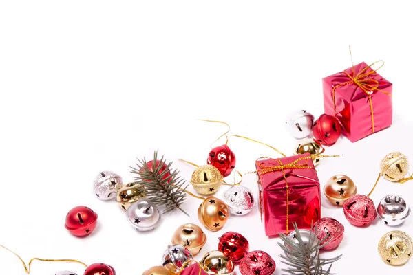 Jingle bells ve hediye kutusu — Stok fotoğraf