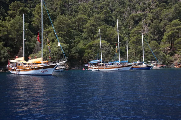 Paseos en barco para turistas — Foto de Stock