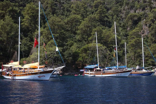 Turistler için tekne turları — Stok fotoğraf