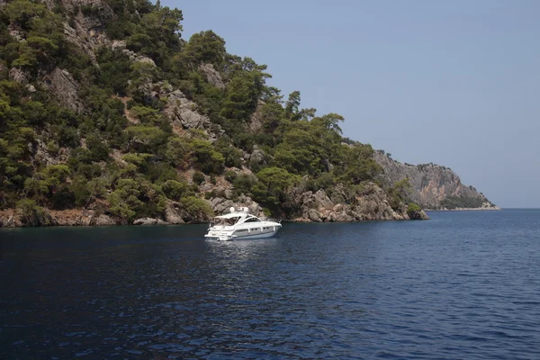 Boat trips for tourists — Stock Photo, Image