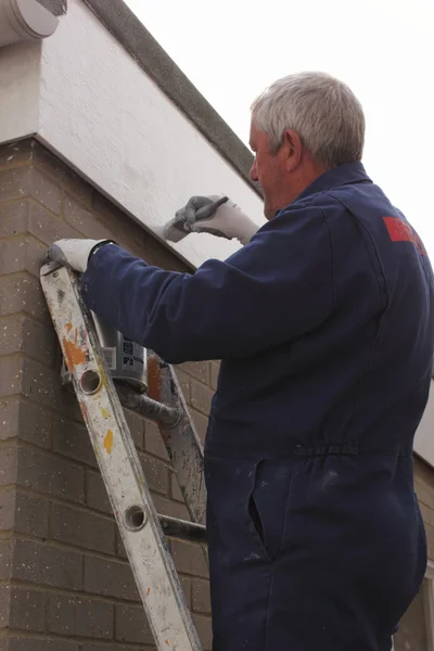 Ein Maler bei der Arbeit — Stockfoto