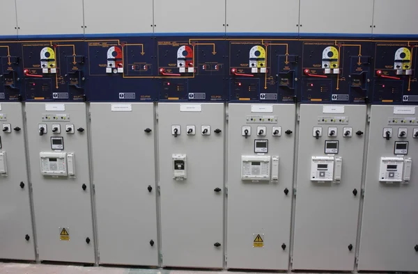 Anahtarı dişli ve paneller